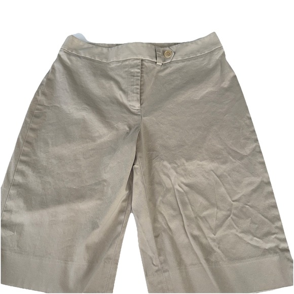 Jones New York Shorts Women's Size 6 Khaki  Signature Stretch Casual Outdoors - Picture 1 of 7